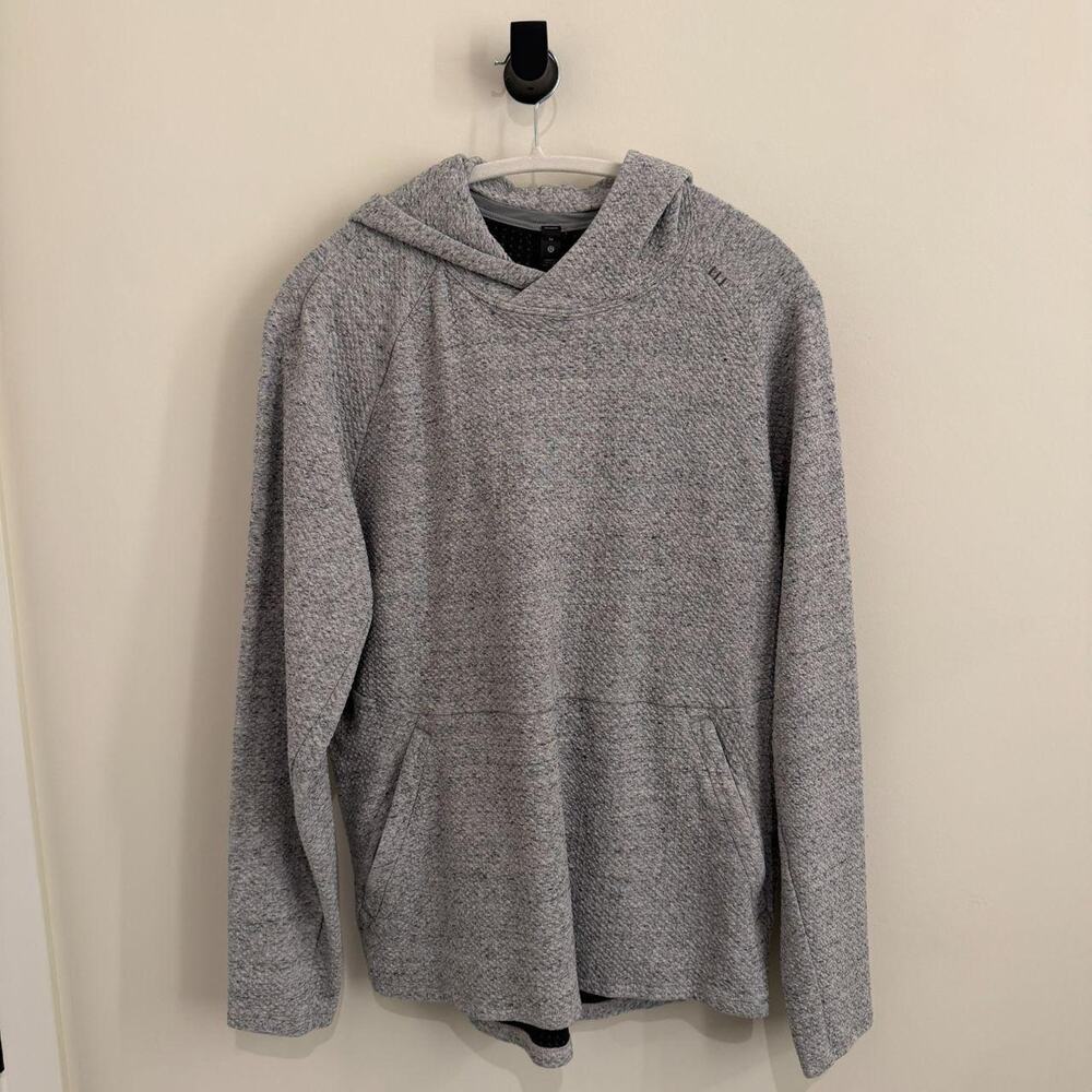 men's grey LULULEMON "At Ease" textured knit hoodie pullover [M]
